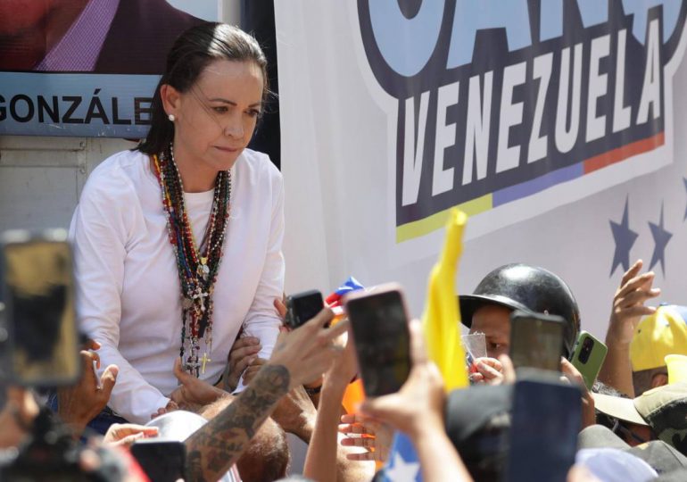 Cuba niega implicación en Venezuela y llama a Machado "promotora de mentiras"