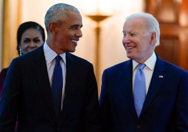 Obama elogia a Biden: "Estoy orgulloso de llamarlo mi presidente y mi amigo"