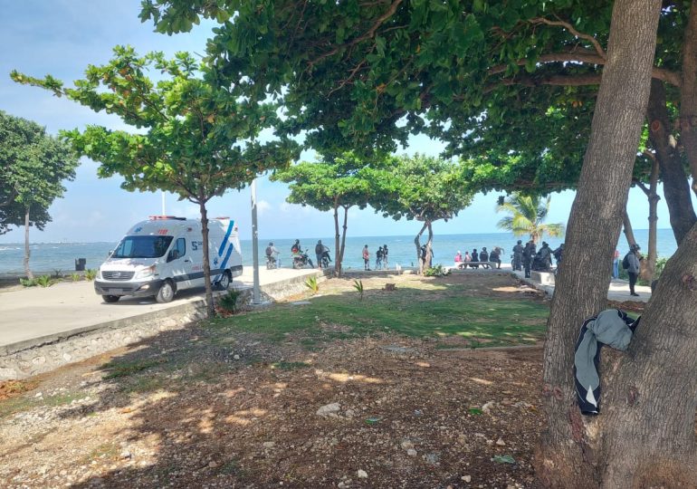 <em>Hallan cuerpo sin vida en el Malecón de Santo Domingo</em>