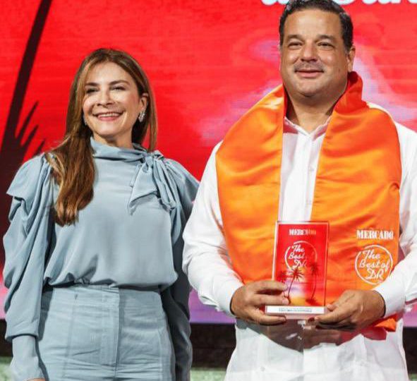 Carolina Mejía felicita designación de Armando Paino en Medio Ambiente