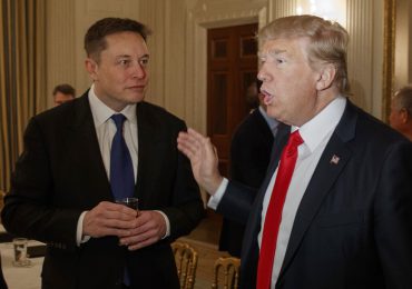 Musk dice que un ciberataque provocó problemas para emitir en X entrevista con Trump