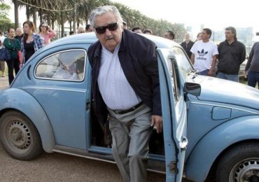 Expresidente uruguayo Mujica sale del hospital pero "está frágil"