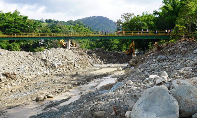 <em>Campesinos de Bonao temen río Yuna desaparezca</em>