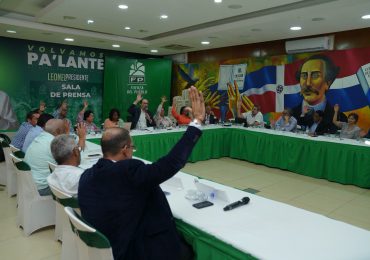 Fuerza del Pueblo aprueba reglamento para mesas temáticas de su Congreso