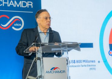 Marranzini presenta plan para la recuperación del sistema de distribución eléctrica de RD