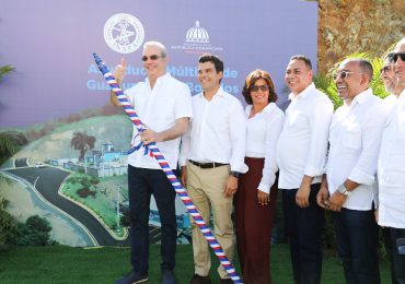 Presidente Abinader y Wellington Arnaud inauguran acueducto múltiple Guanuma - Los Botados en Monte Plata