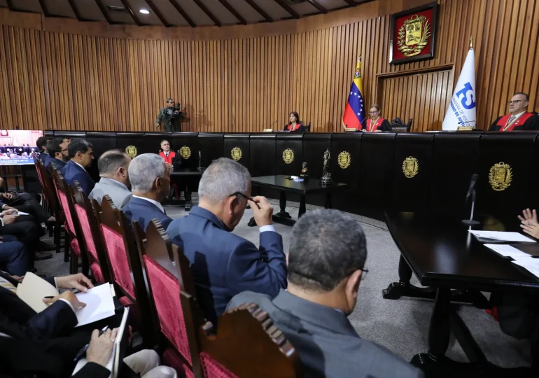 Tribunal Supremo de Venezuela pide al CNE las actas de escrutinio de las presidenciales