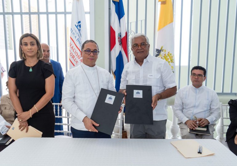 Abinader dispone donación terrenos del CEA al Hospital Católico Sagrado Corazón de Jesús SPM