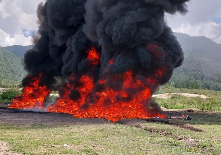 Honduras incinera 4,115 kilos de cocaína valorados en 49 millones de dólares