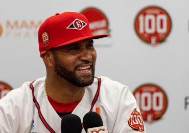 Albert Pujols afirma que sería un honor dirigir a RD en Clásico Mundial