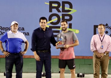 Dzumhur logra el bicampeonato del RD Open