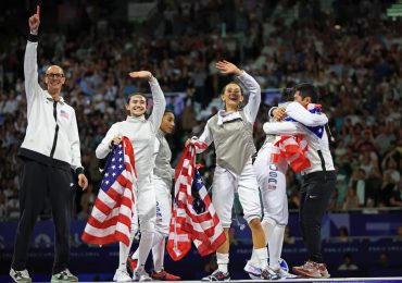 Estados Unidos logra su primer oro olímpico en florete por equipos femeninos
