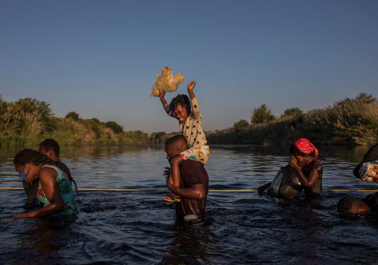 EEUU suspende temporalmente el programa inmigratorio humanitario que beneficia a ciudadanos de Cuba, Haití, Nicaragua y Venezuela