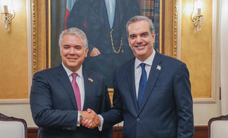 Iván Duque exhorta a fuerzas militares venezolanas garantizar transición hacia el gobierno de Edmundo