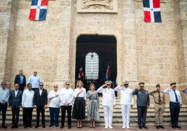 Vicepresidenta Raquel Peña encabeza actos conmemorativos del 50 aniversario del Panteón de la Patria