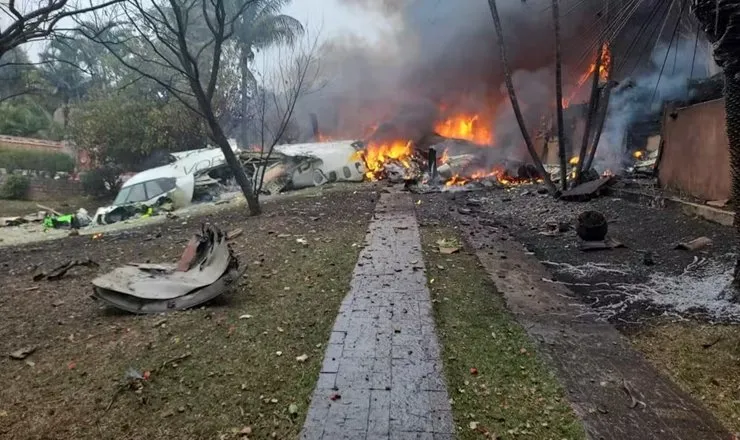 Un avión se estrella en Brasil causando la muerte de sus 62 ocupantes