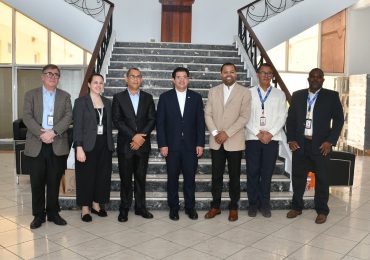 Rector de la PUCMM visita al Archivo General de la Nación