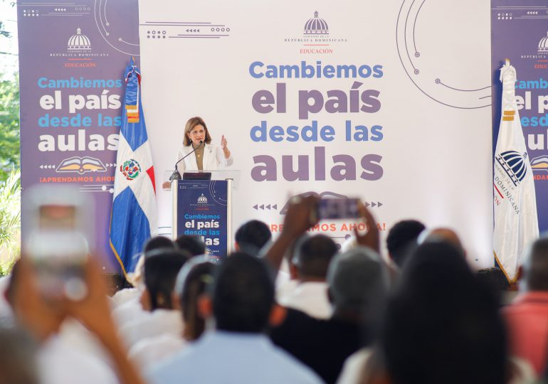 “Si nos preguntan qué necesita más RD, la respuesta es clara: educación, educación y educación”, afirma Raquel Peña