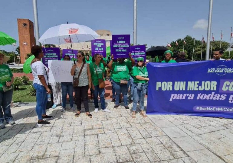 Cientos de personas demanda un mejor código penal en la República Dominicana