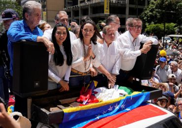 ¡Indetenible! Oposición de Venezuela marcha contra reelección de Maduro