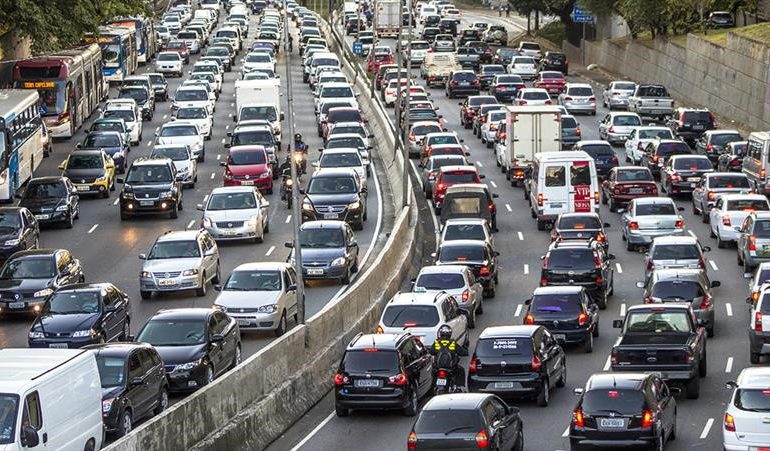 Aumento de congestionamiento vehicular por inicio del año escolar