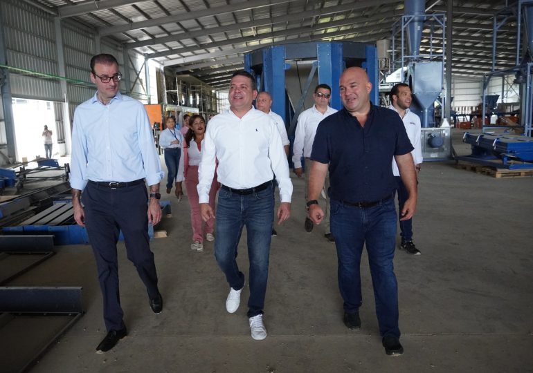 Proindustria supervisa avance de la Planta Renacer, primera recicladora en la Zona Franca Quisqueya