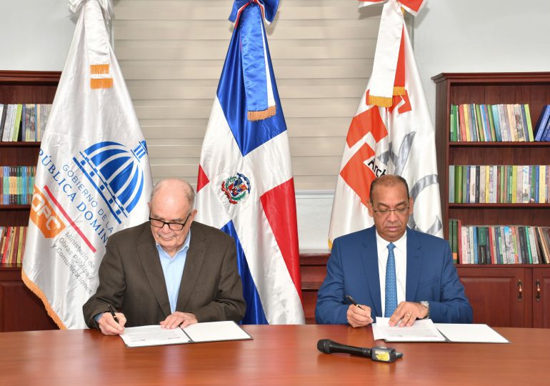 <strong>El Archivo General de la Nación y el Ministerio de Obras Públicas firman acuerdo interinstitucional</strong>