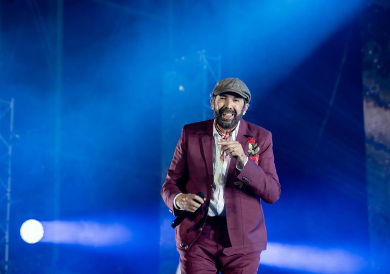 Juan Luis Guerra lanza su nuevo libro inspirado en su pelicula animada "Capitán Avispa"