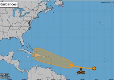 Aumentan a 40% las probabilidades de que onda tropical se convierta en ciclón