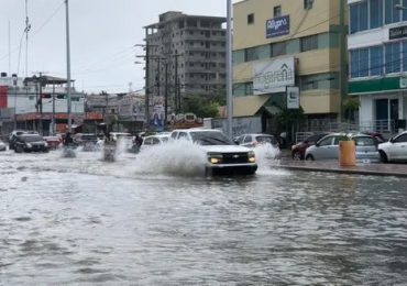 El Indomet vigila una onda tropical