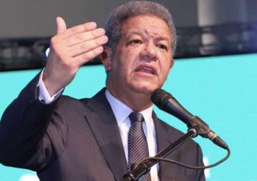 Leonel Fernández expondrá su perspectiva sobre el discurso de Abinader este lunes