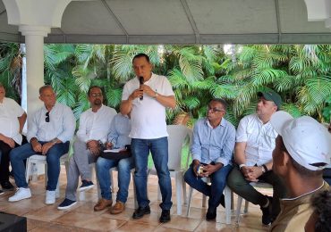 Radhamés Jiménez afirma que en gobierno del PRM todos los servicios básicos han colapsado