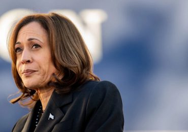 Harris dice que no cambiará la política de Biden sobre armas para Israel