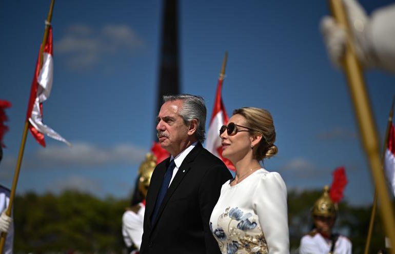 <strong>Expareja del expresidente argentino Alberto Fernández lo denuncia por violencia de género</strong>