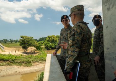 Comandante General realiza recorrido por la zona fronteriza