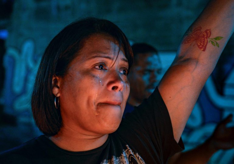 Miedo, llanto y resiliencia en Venezuela en víspera de manifestación contra Maduro