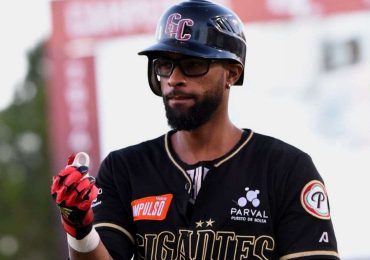 El cubano Henry Urrutia regresará con Los Gigantes del Cibao