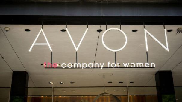 Avon se declara en quiebra en Estados Unidos para enfrentar deuda y demandas por productos con talco