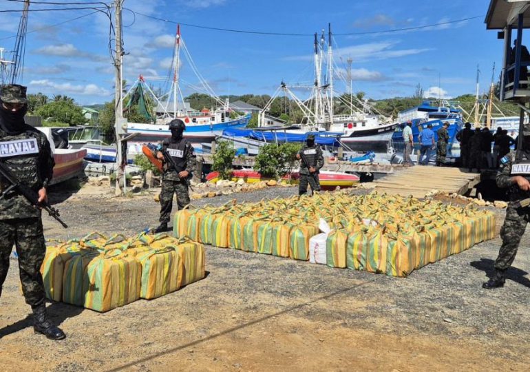 Un muerto y dos heridos en tiroteo entre marinos y narcos en el Caribe hondureño