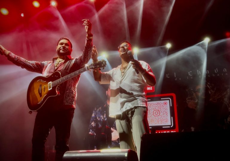 El Chaval de La Bachata a casa llena en el Coca-Cola Music Hall de Puerto Rico