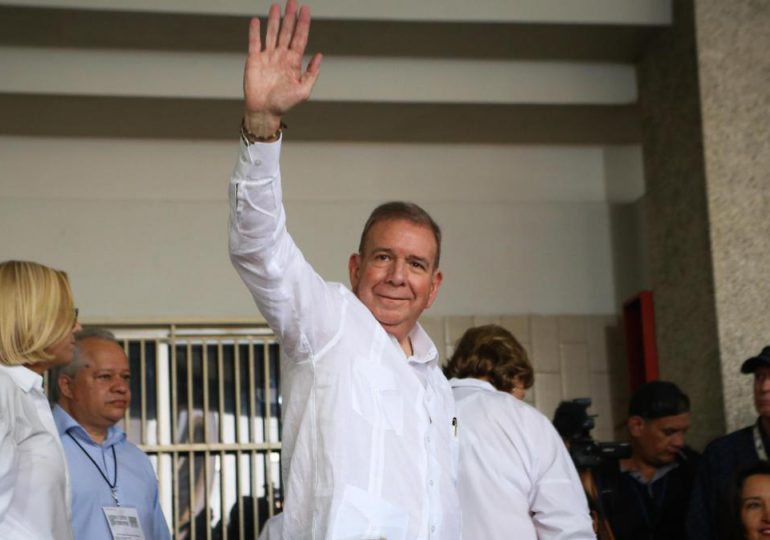 Edmundo González ratifica compromiso con la democracia venezolana