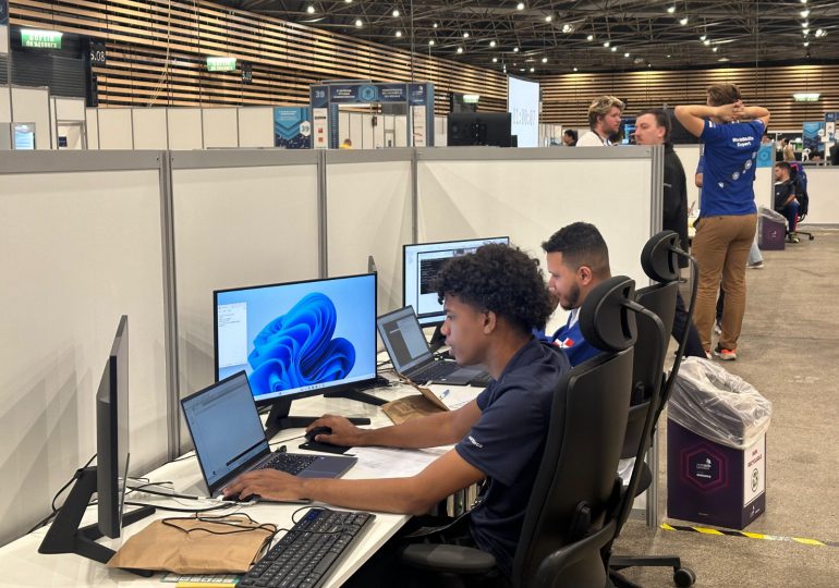 Inicia competencia en WorldSkills Lyon 2024; cuatro jóvenes formado por INFOTEP demuestran sus habilidades