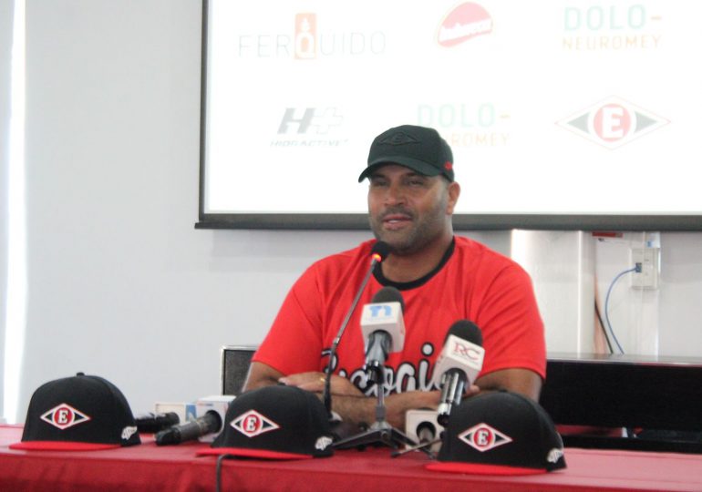 Escogido se echa para atrás, Pujols estará disponible a la prensa diariamente después de los entrenamientos