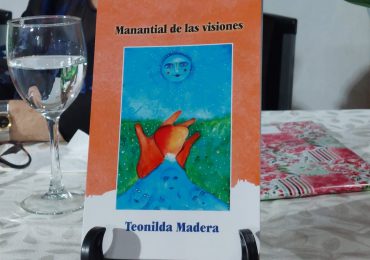 Presentan libro de Teonilda Madera, en tertulia del Café Literario y el Club de Lectura Verónica Sención