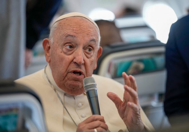 El papa condena un uso "inmoral" de la fuerza en Líbano y Gaza