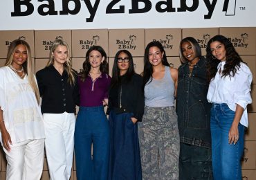 Salma Hayek se une a Baby2Baby en una nueva iniciativa de salud materna en Nueva York