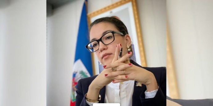 Ministra de Relaciones Exteriores de Haití solicita protección para ciudadanos haitianos en EE.UU.