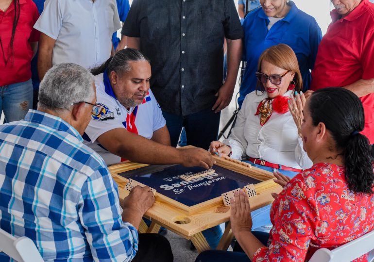 Alcaldía de Santiago inaugura “Gran torneo de Dominó” con más de doscientos jugadores