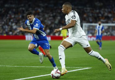 Mbappé sufre una lesión muscular y causa baja para el derbi