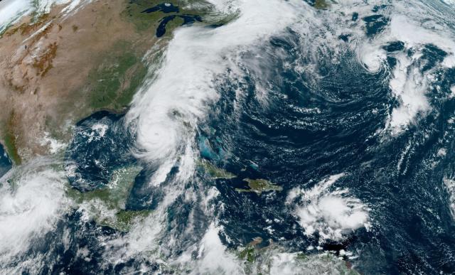 A la catastrófica tormenta Helene se le suman en el Atlántico Joyce y el huracán Isaac